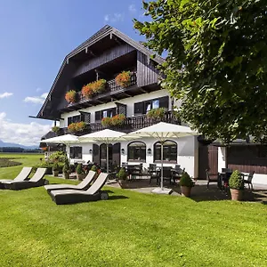 https://friesachers-aniferhof.saalbachhinterglemmhotels.com